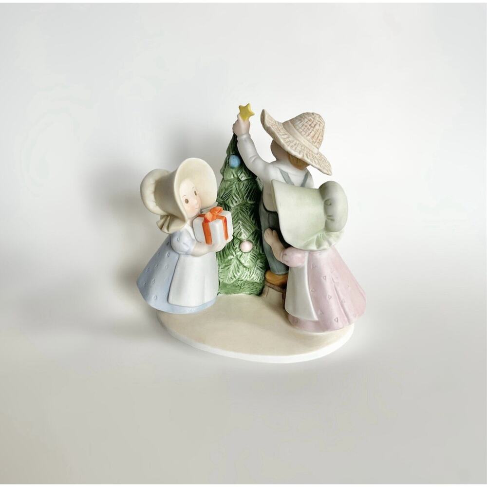 1988 Masterpiece Circle Of Friends Christ Is The Star Christmas Ceramic Figurine